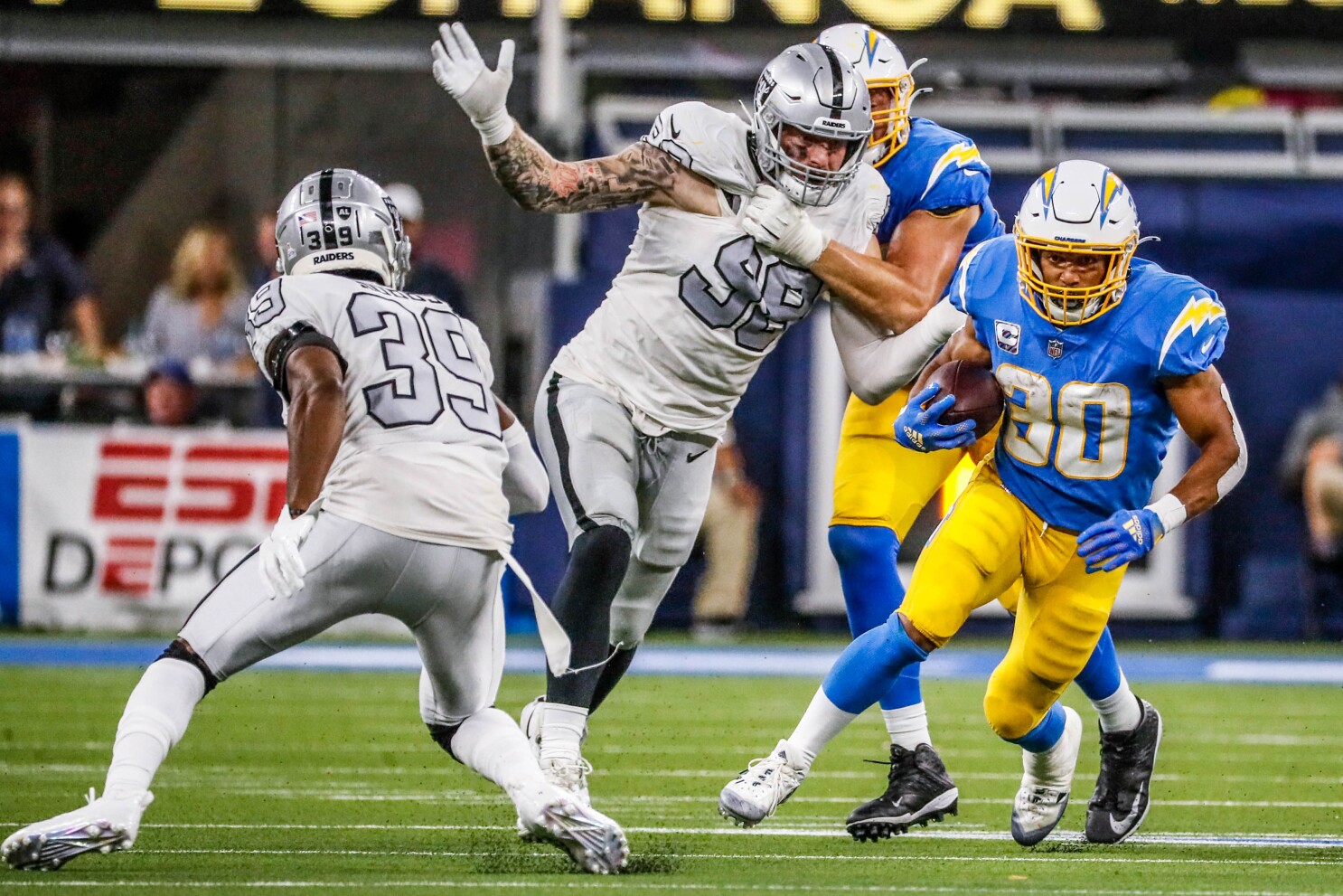 chargers v raiders 2022